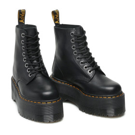 DR.MARTENS